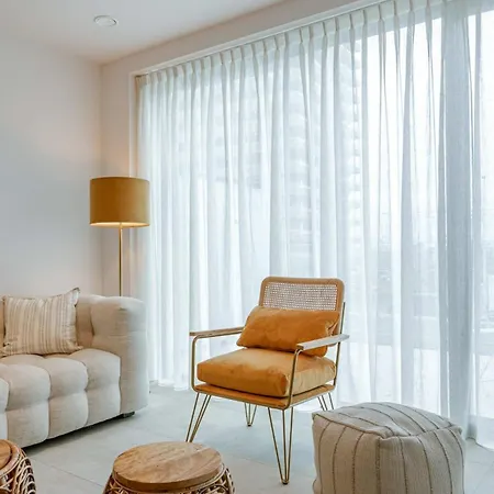 Huswell - Lovely New Close To The Sea Apartment
