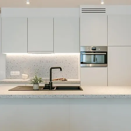 Apartment Huswell - Lovely New Close To The Sea Ostend
